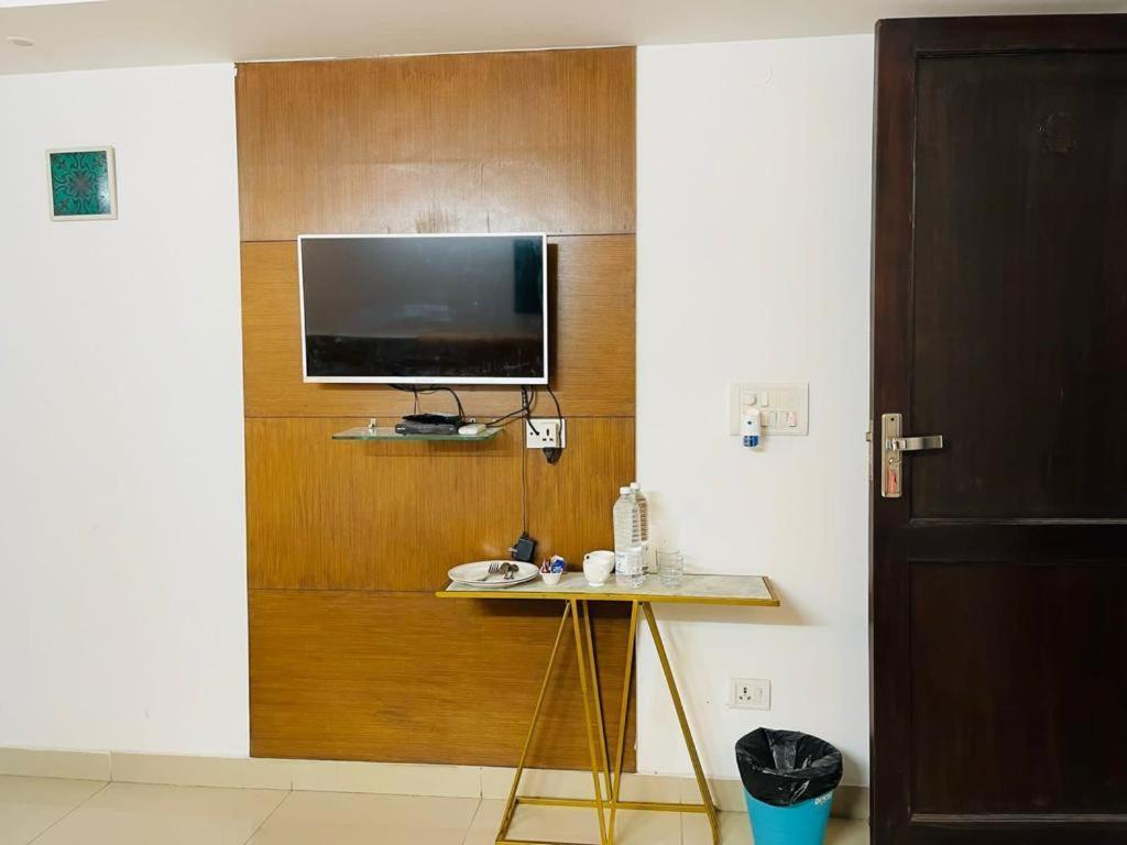 Hotel Roomshala 114 The Locals - Hauz Khas 3*